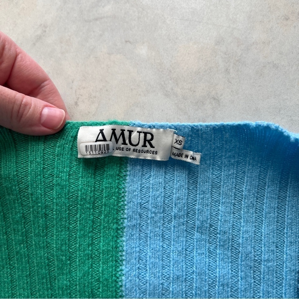 AMUR Cruz Twist Sweater - Picture 2 of 4